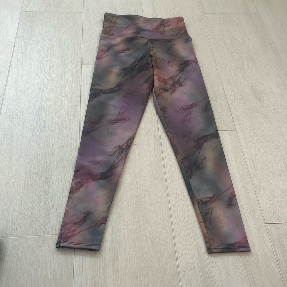 Onzie marbel pants